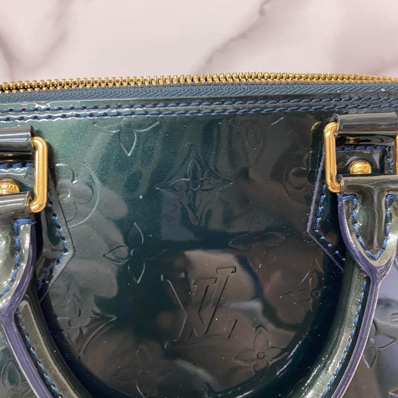 Louis Vuitton Alma Vernis Pm - Picture 9 of 11